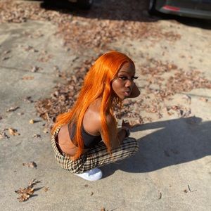 Orange T-part wig